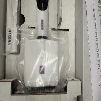 Unused INtegra ViaFlo 12.5ul Multichannel Pipette image 1
